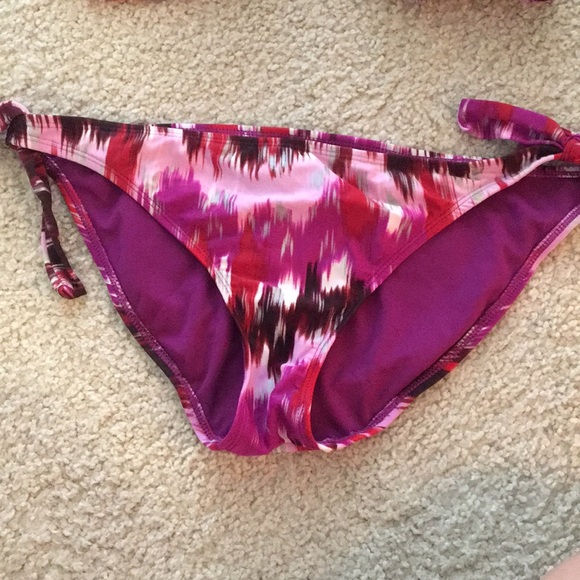 Bikini set - Picture 3 of 3